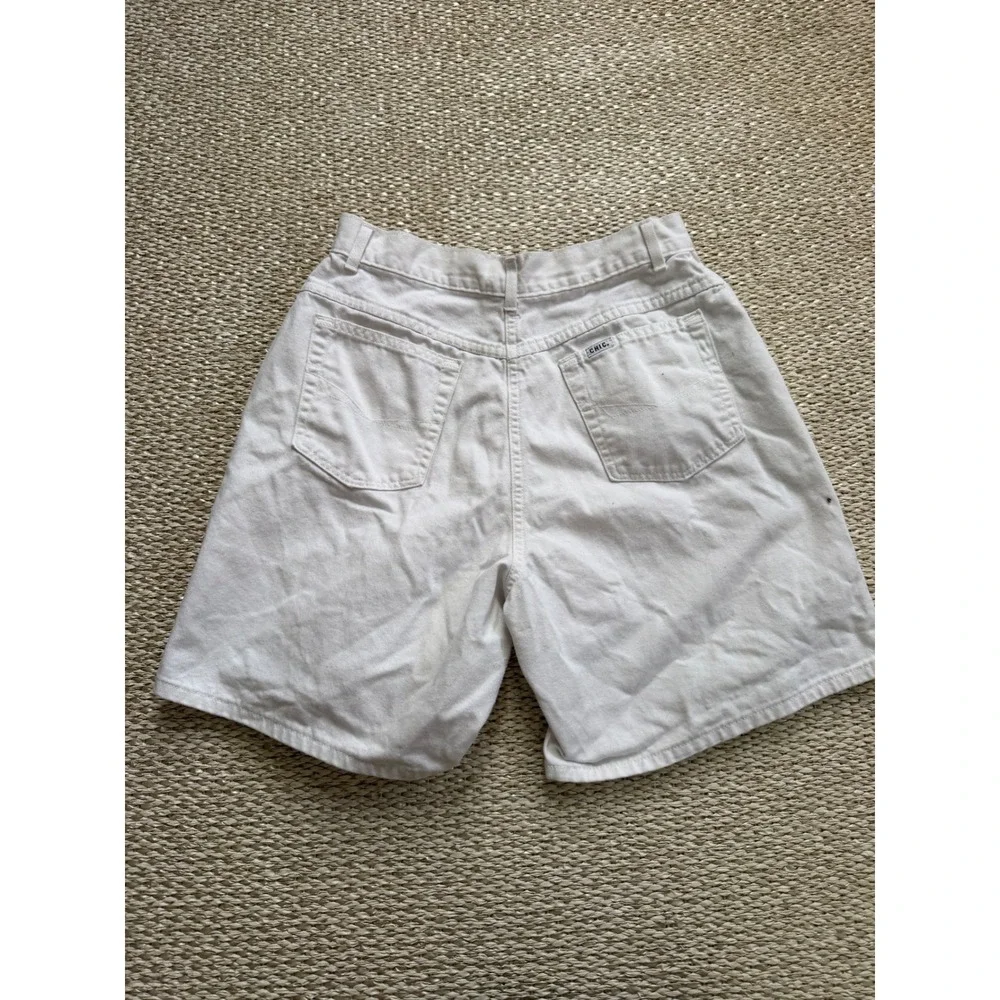 Vintage Chic White Denim High Waisted‎ Mom Shorts Womens Size 12 90's
